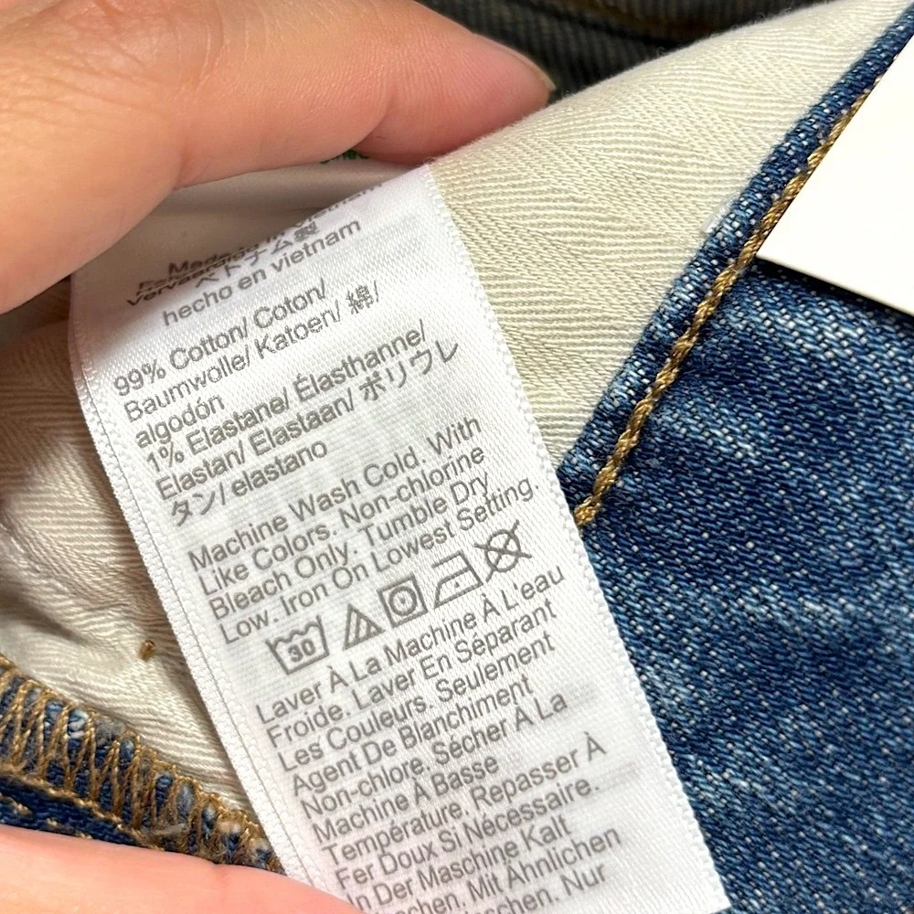NWT J.Crew Petite Nipped Straight Jean in Stretch Bangkok Wash